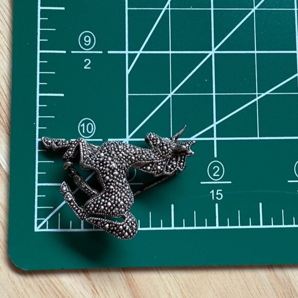 Vintage Sterling Silver & Marcasite Unicorn Brooch Pin With Rhinestone Eye - Picture 8 of 10